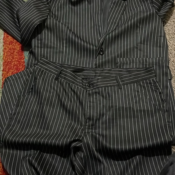 XL Black w/White Pin stripe Suit - Picture 5 of 8